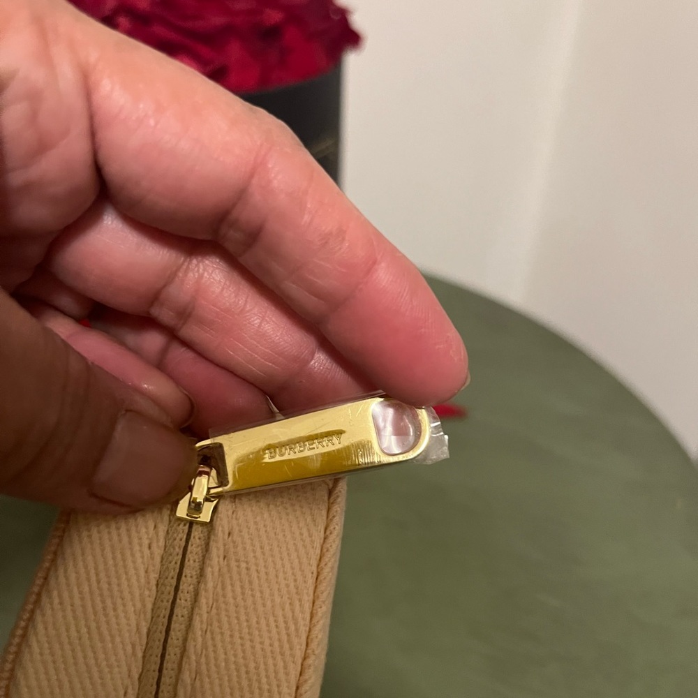 Burberry pouch - Picture 3 of 4